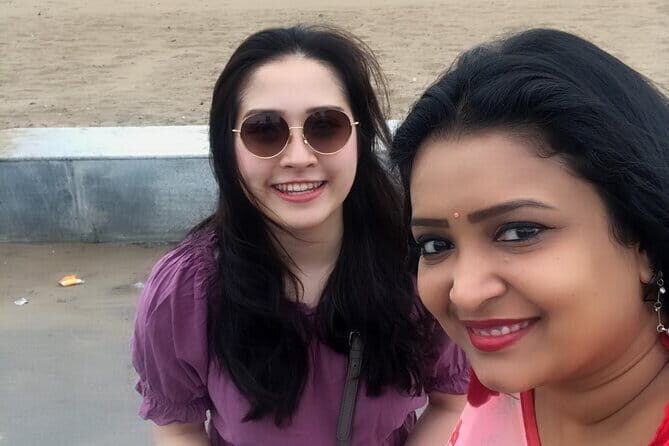Chennai Private Tour with Female Guide - Pondy Bazaar in T. Nagar: clothes, accessories, and real shopping energy