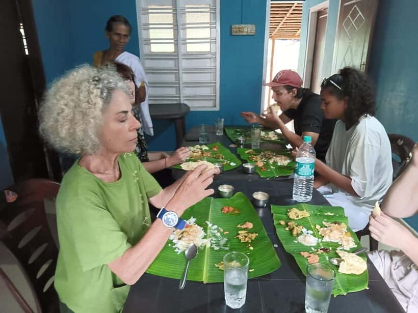 Cochin: Full-day Backwater Tour with Lunch and Evening Tea - Getting There: AC Pickup and the 8:30 Start