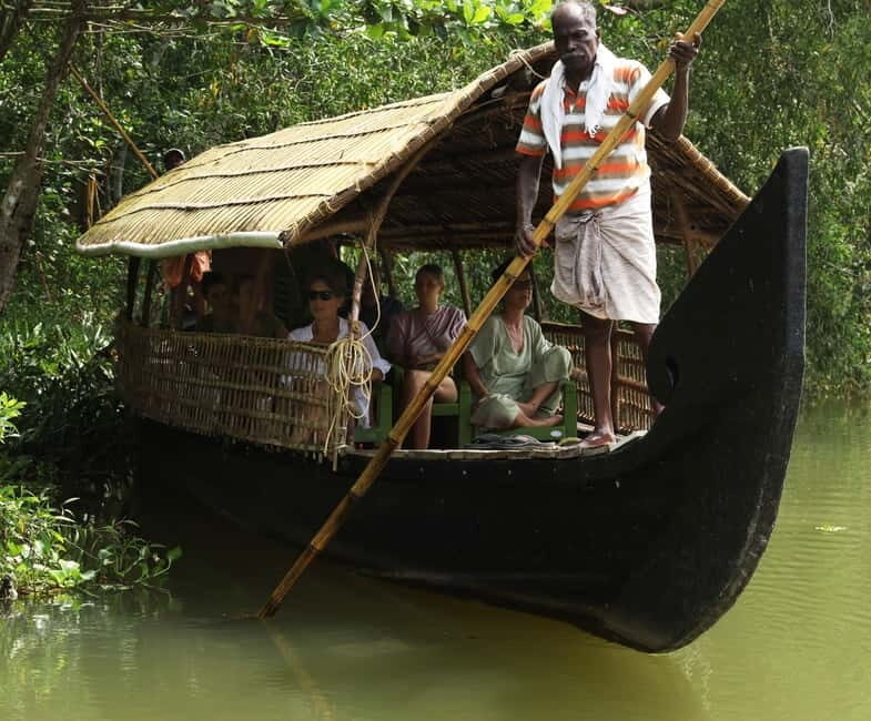 Cochin: Full-day Backwater Tour with Lunch and Evening Tea - Lunch on a Banana Leaf: Village-Prepared Vegetarian Comfort