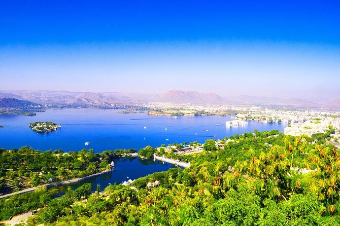 Colourful Rajasthan Tour with Taj Mahal - Day 10–11: Udaipur + Ranakpur Jain Temple and a Lake Pichola Boat Ride