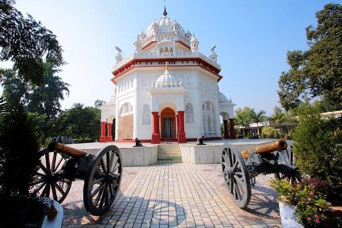 Create Your Own: Customisable tour of Amritsar with transfers - 9:00 AM pickup and the AC taxi reality check