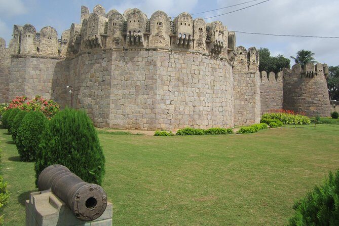 Cult Immersions 5 - Enchanting Hyderabad Full Day Private Tour - Charminar plus Mecca Masjid: old-city energy without the guesswork