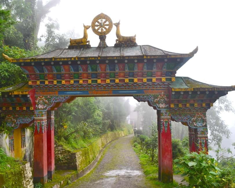Darjeeling Cultural & Nature Walking Guided Tour - Nature Walk Meets Local Culture: Village Views and Forest Time