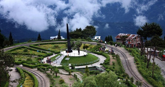 Darjeeling Full-Day Sightseeing Tour with Guide & Transports - Key Points to Know Before You Go