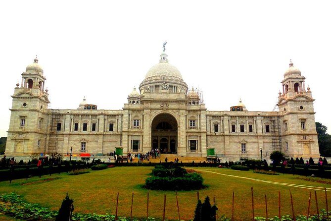 Day Tour Of Kolkata - Victoria Memorial Hall: Marble Grandeur and a Meaty 60 Minutes