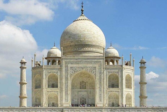 Day Tour Taj Mahal and Agra Tour From Delhi By Car 11 Hrs Only - Agra Fort: The Power Center Behind the Postcards