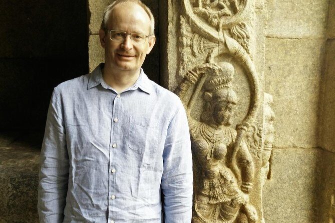 Day trip from Bangalore to Lepakshi for Temple architecture & paintings - Lepakshi Paintings: Orange-Red Frescoes and Elegant Line-Work