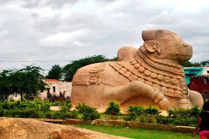 Day trip from Bangalore to Lepakshi for Temple architecture & paintings - Veerabhadra Swamy Temple: Mukha, Artha, Garbha Griha, and the Pillar Hall