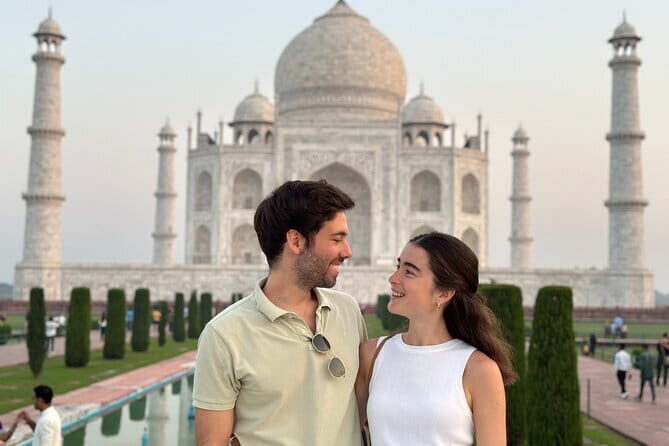Day Trip Taj Mahal, Agra Fort & Baby Taj Tour from Delhi by Car - Pickup and the early start out of New Delhi