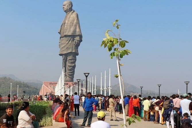 Day Trip to Statue of Unity (Guided Full Day Sightseeing Tour from Ahmedabad) - Who this Statue of Unity day trip suits best
