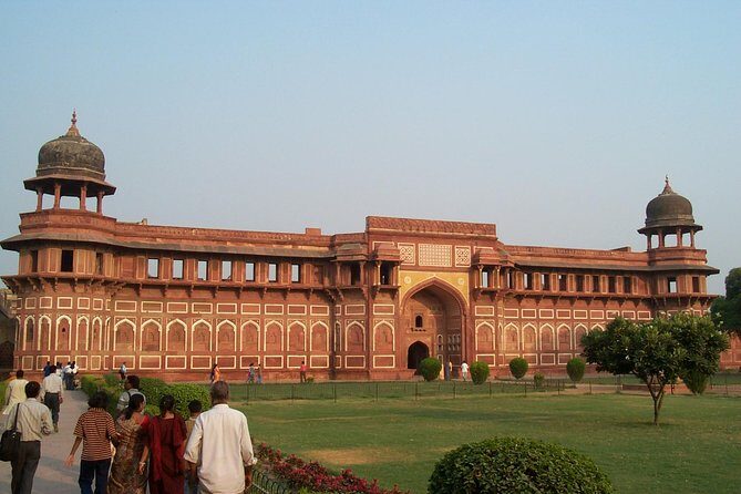 Day Trip to Taj Mahal from Delhi - Service quality that people consistently praise