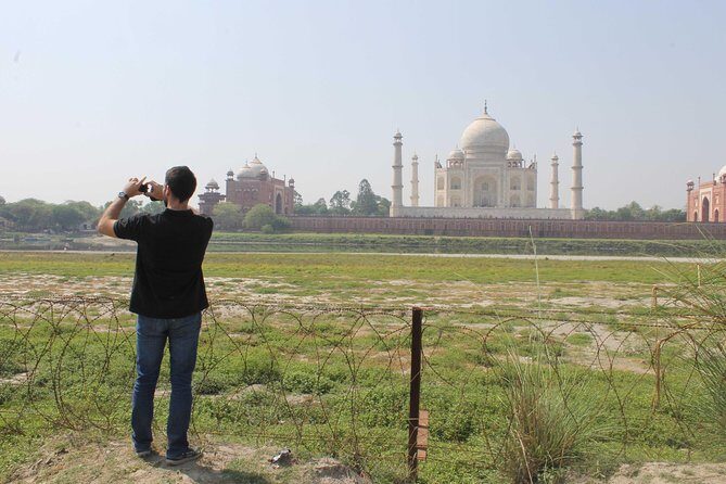 Day Trip to World's Greatest Monument of Love - Agra Tour from Delhi - Taj Mahal: How to Use Your Up to 2 Hours Well
