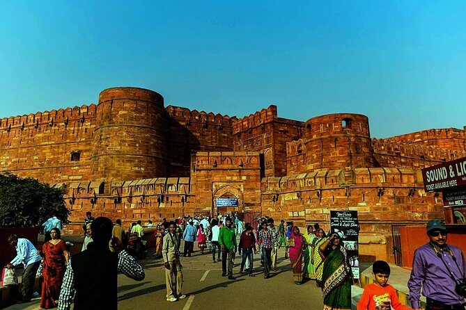 Delhi Agra day trip by Super fast Train includes.transfers,Train ticket,Guide - The Taj-Express train ride: fast, AC, and built for a day trip