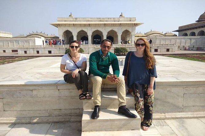 Delhi Agra Jaipur Tour from Delhi by Private Car - Day 1 in New Delhi: Airport Meet, Hotel Transfer, and a Low-Stress Start
