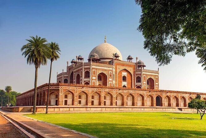 DELHI - AGRA TOUR (3 Nights /4 Days) - Day 1: Airport Pick-Up, Agra Arrival, Taj Mahal and Agra Fort