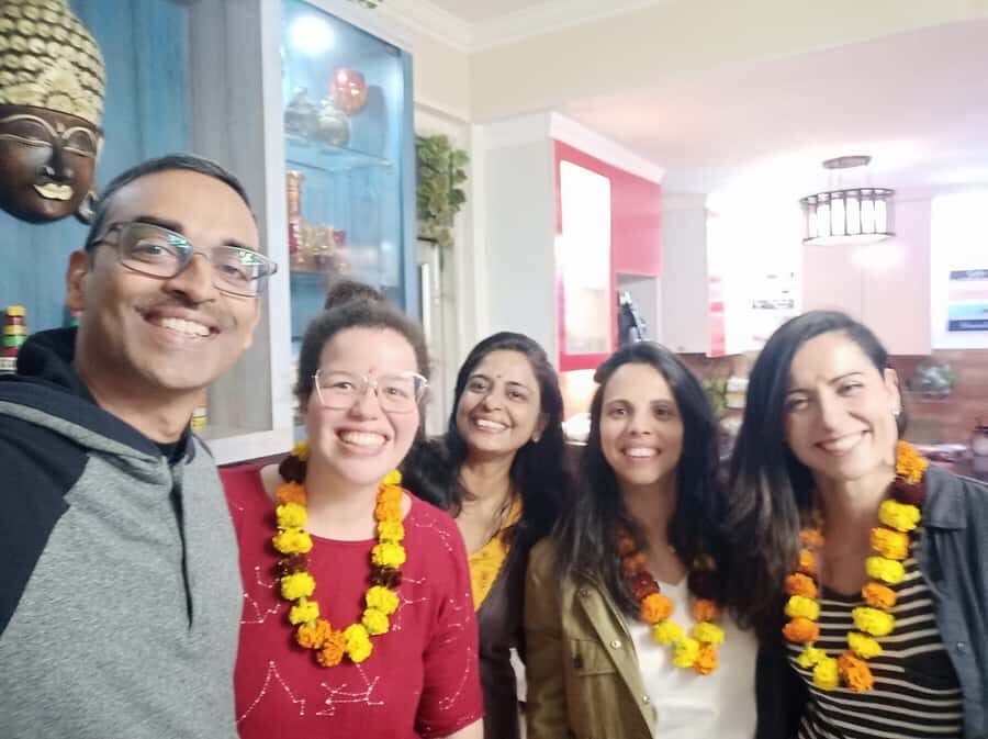 Delhi: AI Cooking Class and Much More in a Local Family Home - Hands-on cooking: two vegetarian dishes you can actually repeat