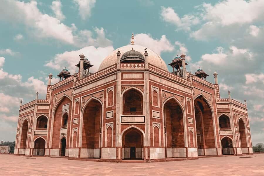 Delhi Airport: Private Layover New Delhi Tour By Car - Qutub Minar: the tallest brick minaret and why that detail matters