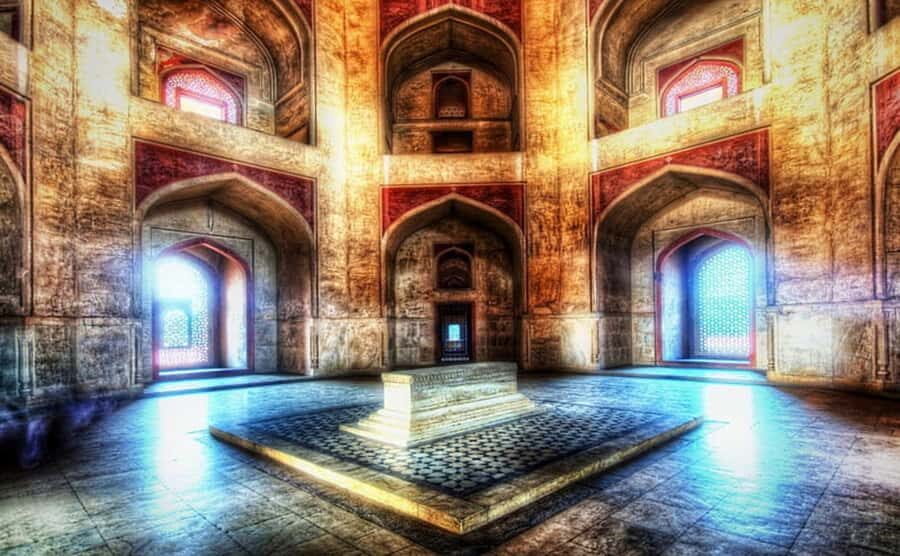 Delhi Airport: Private Layover New Delhi Tour By Car - Private car comfort: Wi-Fi, air-conditioning, and fewer stress points