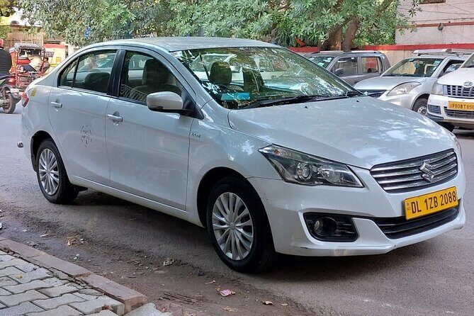 Delhi Airport to New Delhi Hotel Private Transfer - Price and Value: What $18.16 Buys You in New Delhi