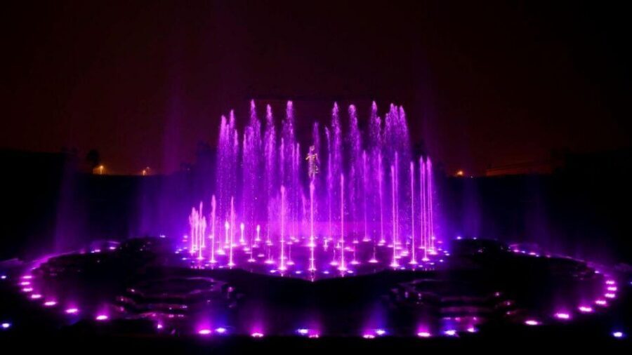 Delhi: Akshardham Temple, India Gate & Safdarjung Night Tour - Private guide experience: why names like Asan and Adil matter