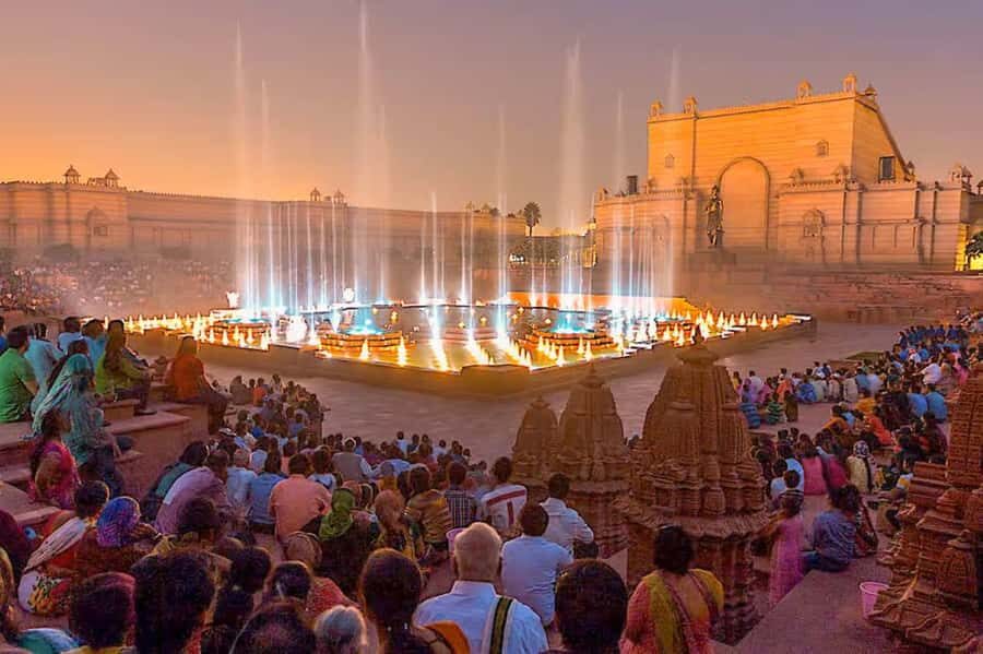Delhi: Akshardham Temple Tour with Water & Light Show by Car - Price and value around $22 per person