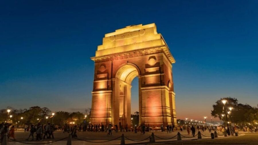 Delhi: All Inclusive Old & New Delhi Full & Half Day Tour - Red Fort on your route: a Mughal anchor point