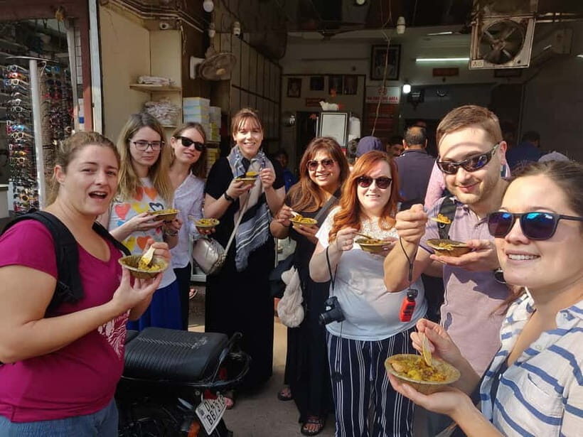 Delhi: Chandni Chowk & Spices Shoping Tour Through Tuk-Tuk - Old Delhi walking + tuk-tuk pacing: breaks that actually matter
