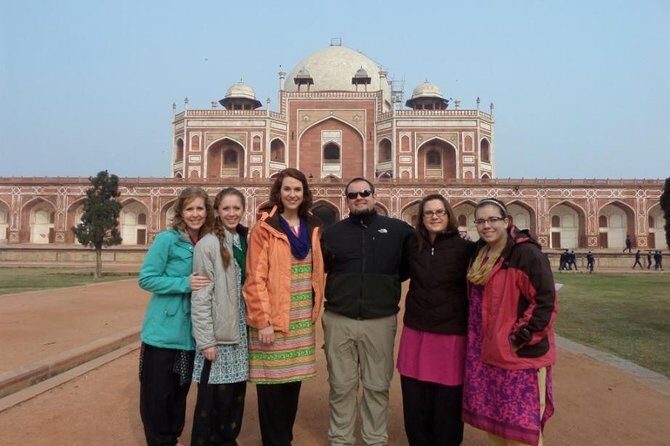 Delhi Day Tours with Lunch, Monument Entrance and Rickshaw Ride - Lotus Temple on Monday: marble petals and a religions-as-one idea