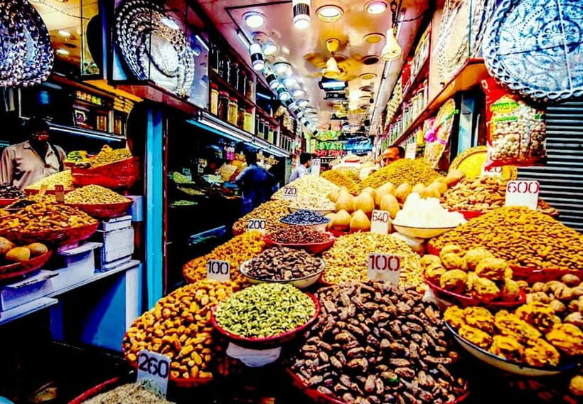 Delhi: Delhi Street Food Tour with Guide at Chandni Chowk - Understanding Old Delhi’s Food Culture Through Your Guide
