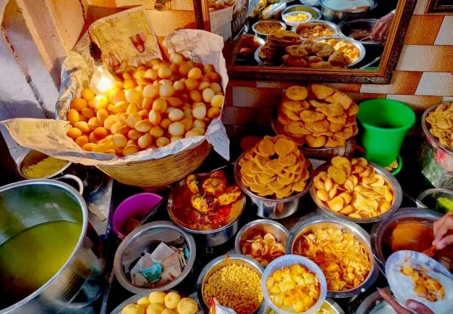 Delhi: Delhi Street Food Tour with Guide at Chandni Chowk - Pacing and Crowd Reality: The Fast 3–4 Hour Plan