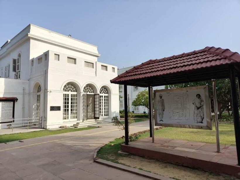 Delhi Diaries: Chaos, Culture & Charm - A 5–8 Hour Plan That Actually Feels Doable