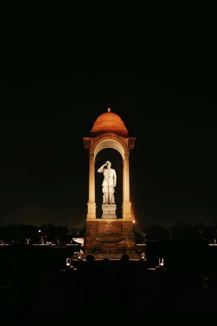 Delhi: Evening City Tour with Private Guide By Car - Comfort touches that make a big difference in a short tour