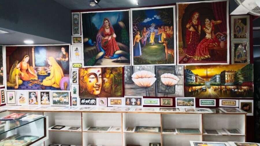 Delhi Exclusive Guided Shopping Tour in AC car and transfers - Key Highlights You’ll Really Notice