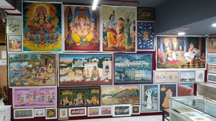 Delhi Exclusive Guided Shopping Tour in AC car and transfers - What You Can Buy: Carpets, Handlooms, Jewelry, and Shawls