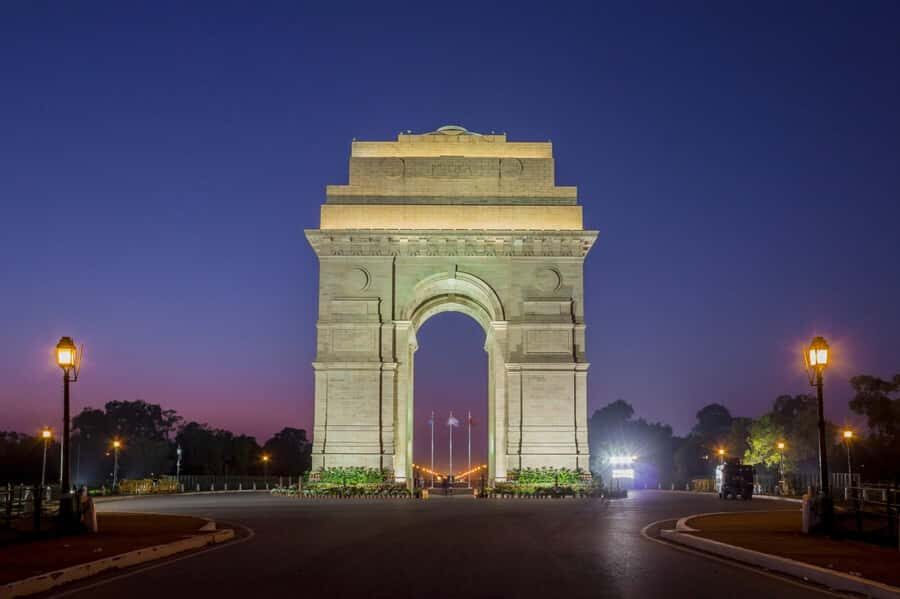 Delhi: Exclusive Private Evening Delhi Sightseeing Tour - Humayun’s Tomb After Hours (But Still in Time): The UNESCO Moment