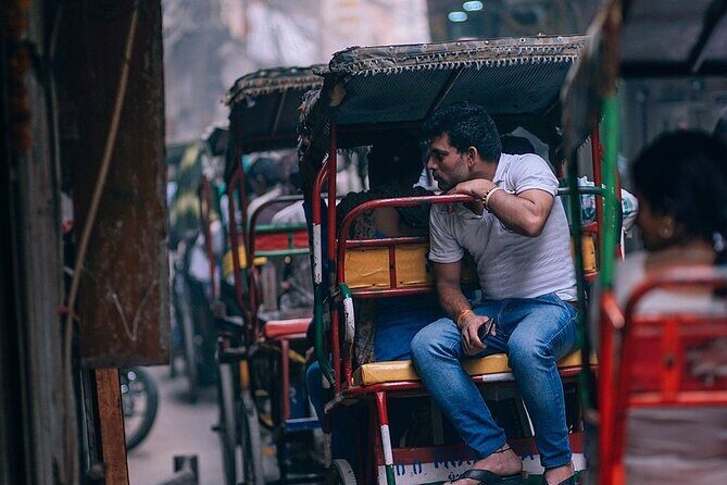 Delhi: Explore Old Delhi on Tuk Tuk with Shopping and Street Food - Starting at Sunehri Masjid: get your bearings fast