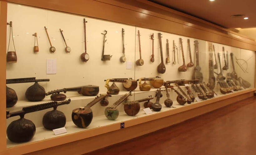 Delhi: Gandhi Museum & Raj Ghat Private Guided Tour - Getting picked up in Delhi without wasting your morning