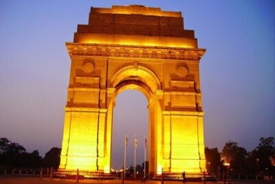 Delhi: Guided Evening Tour of Delhi City - Hotel pickup, separate-entrance access, and that driver-vs-traffic advantage