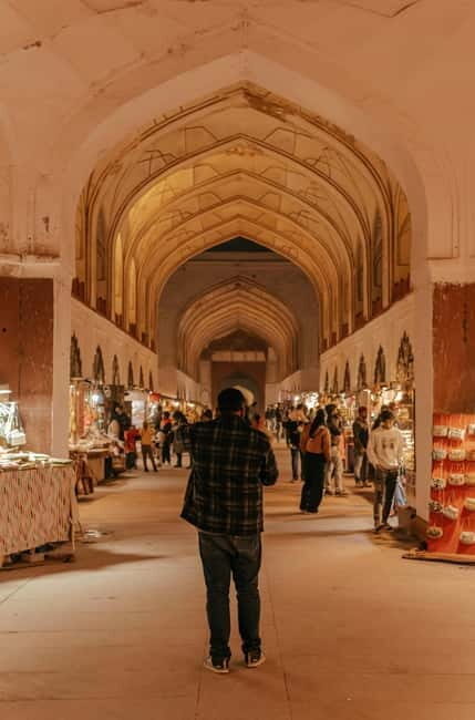 Delhi: Guided Shopping Tour Experience with Female Expert - Alterations, Shipping, and GST Bills: The Value You Don’t See Until You Need It