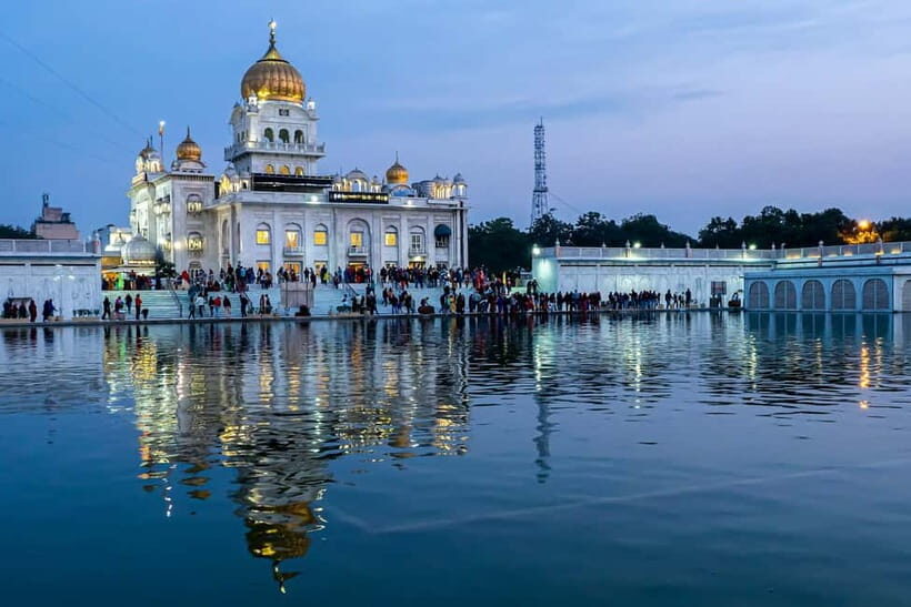 Delhi: Gurudwara Bangla Sahib - Faith, Culture and Peace - Key highlights that make this visit worth your time