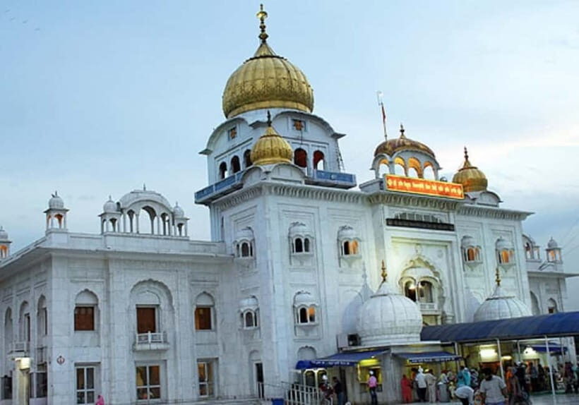 Delhi: Gurudwara Bangla Sahib - Faith, Culture and Peace - Why Gurudwara Bangla Sahib works as a Delhi break