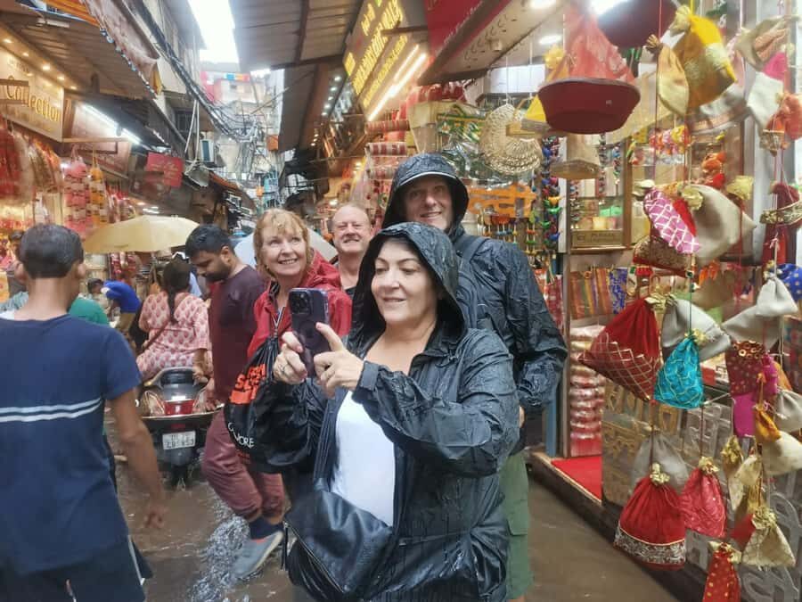 Delhi: Half or Full-Day Private Tour with Tuktuk Ride - Raj Ghat and Humayun’s Tomb: Mughal graveyard energy and photo gold