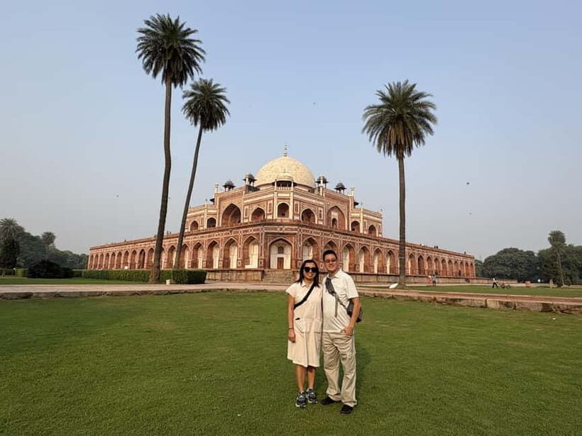 Delhi: Old and New Delhi Full or Half Day Guided Tour - Old Delhi and New Delhi in one day: why this plan works