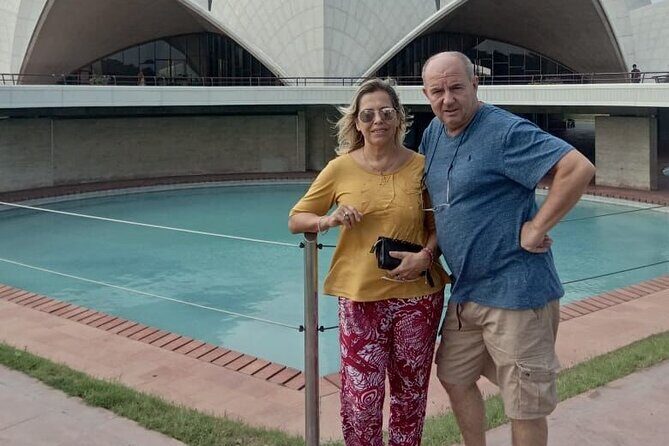 Delhi: Old and New Delhi Guided Private Tour - Old Delhi Morning at Jama Masjid and Chandni Chowk by Rickshaw