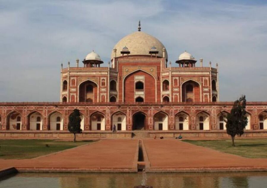 Delhi: Old and New Delhi One Day Private Guided City Tour - Key Points You’ll Feel Right Away