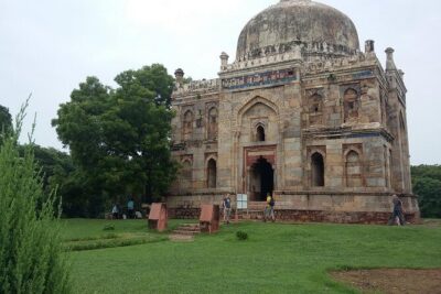 Delhi: Old and New Delhi Private Full or Half-Day City Tour - Your Private Car, Pickup Options, and How the Day Actually Runs