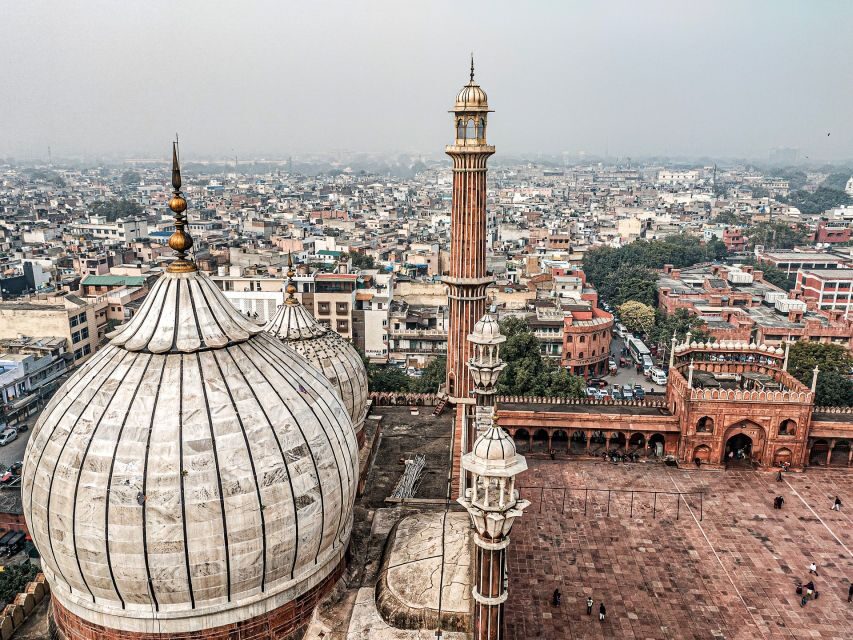 Delhi: Old Delhi Highlighs Tuk Tuk Tour With Guide - Red Fort exterior views and the India Gate drive-by