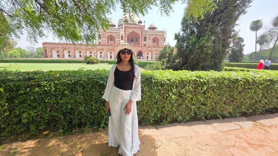 Delhi: Old Delhi & New Delhi Full & Half Day Private Tour - How a private spiritual guide makes Delhi feel manageable