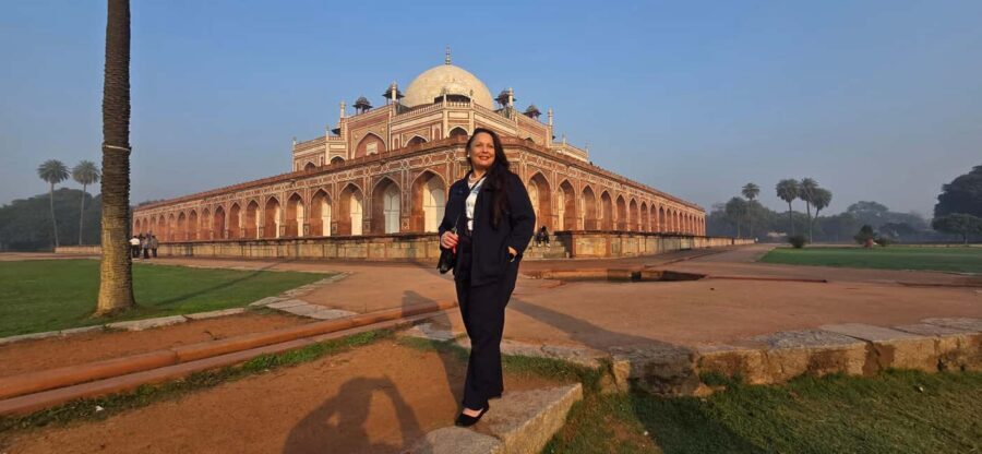 Delhi: Old Delhi & New Delhi Full & Half Day Private Tour - Gurudwara Bangla Sahib: Sikh devotion you can experience respectfully