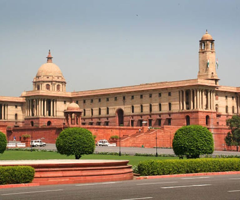 Delhi: Old & New Delhi Private Guided Full or Half-Day Tour - Lotus Temple (or Birla Temple on Monday) ends the day on a calm note